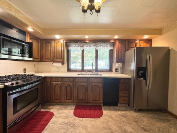 3054 Elmwood Dr., Henderson, KY