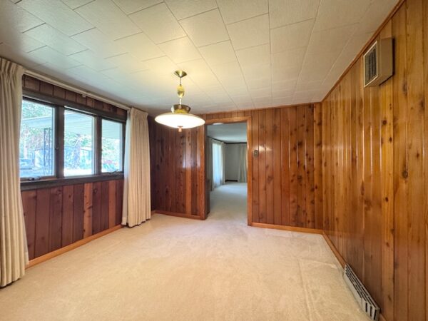 3054 Elmwood Dr., Henderson, KY