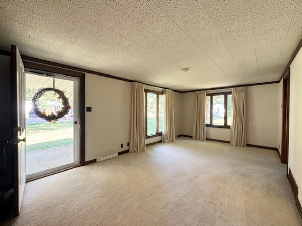 3054 Elmwood Dr., Henderson, KY