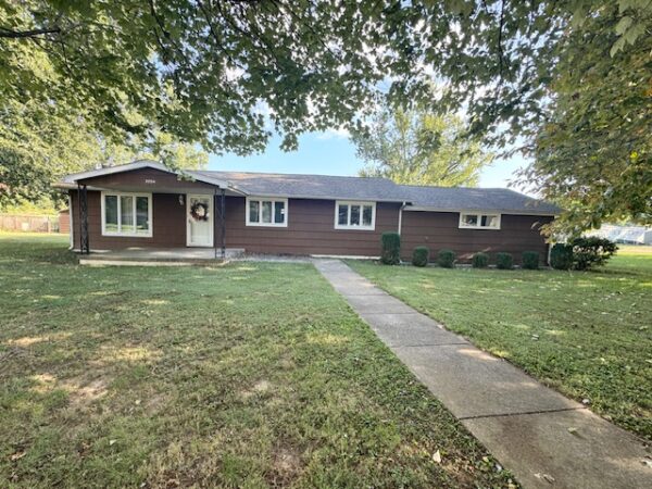 3054 Elmwood Dr., Henderson, KY