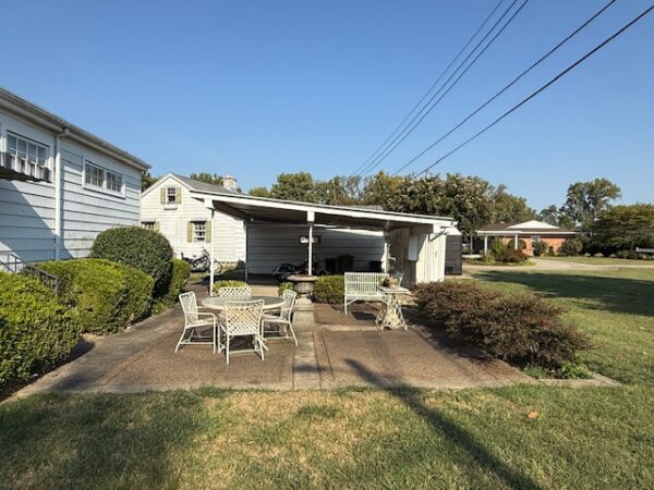 6 RIVERDALE CT., HENDERSON, KY