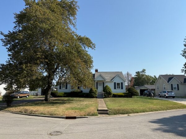 6 RIVERDALE CT., HENDERSON, KY