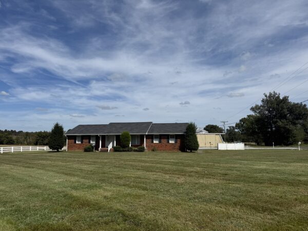 LIVE AUCTION - BRICK HOME, SHOP ON 1.7 ACRE LOT - HOUSEHOLD FURNISHINGS & MORE