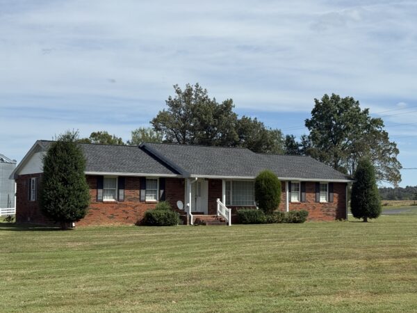 LIVE AUCTION - BRICK HOME, SHOP ON 1.7 ACRE LOT - HOUSEHOLD FURNISHINGS & MORE