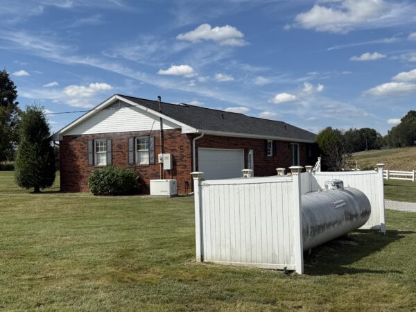 LIVE AUCTION - BRICK HOME, SHOP ON 1.7 ACRE LOT - HOUSEHOLD FURNISHINGS & MORE
