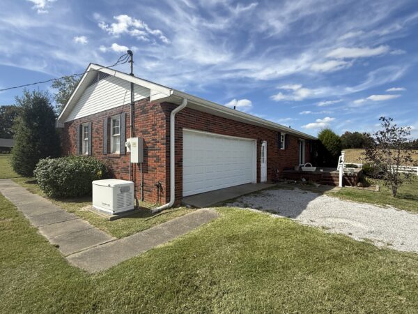 LIVE AUCTION - BRICK HOME, SHOP ON 1.7 ACRE LOT - HOUSEHOLD FURNISHINGS & MORE
