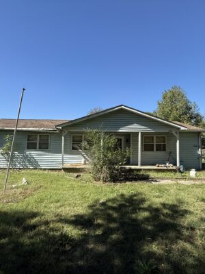 NICE HOME, BUILDING & LOT