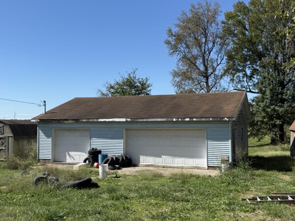 NICE HOME, BUILDING & LOT