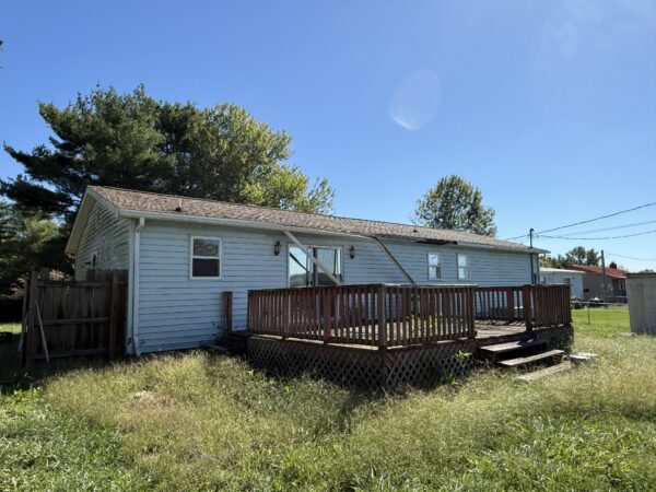 NICE HOME, BUILDING & LOT