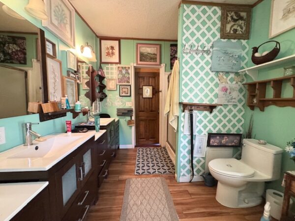 20.42 ACRES with NICE HOME, BARNS & POLE BARN HOME