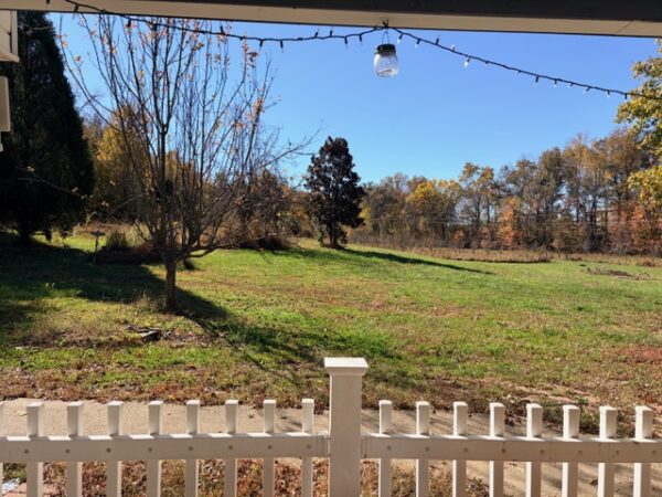 20.42 ACRES with NICE HOME, BARNS & POLE BARN HOME