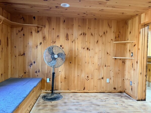 20.42 ACRES with NICE HOME, BARNS & POLE BARN HOME