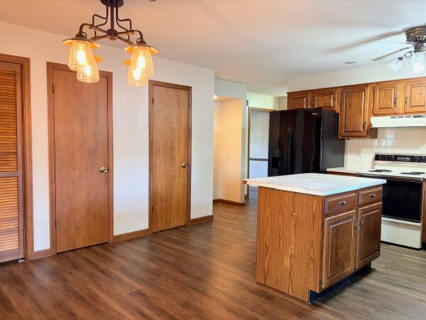 IMG_6747 2,100 BRICK sq ft HOME ON CORNER LOT