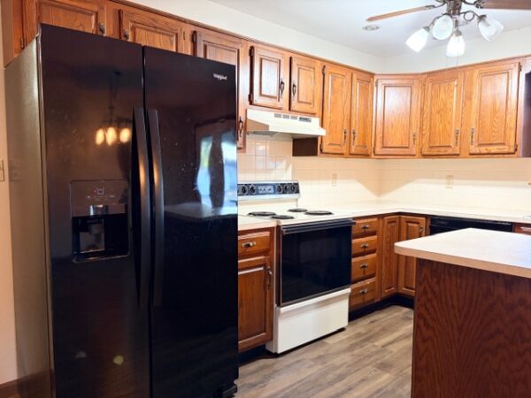 IMG_6749 2,100 BRICK sq ft HOME ON CORNER LOT