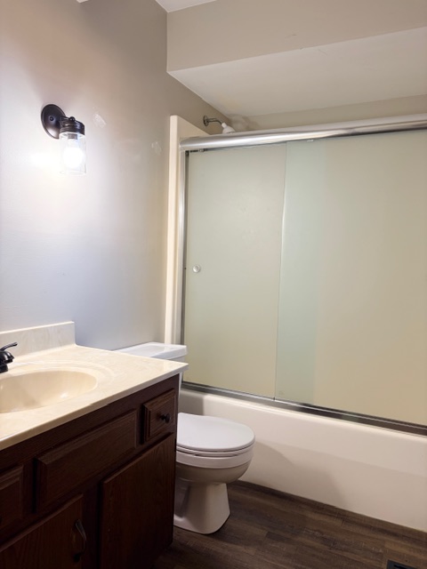 IMG_6758 2,100 BRICK sq ft HOME ON CORNER LOT