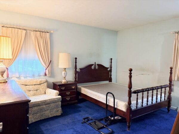 885 Chickasaw Dr., Madisonville, KY 42431