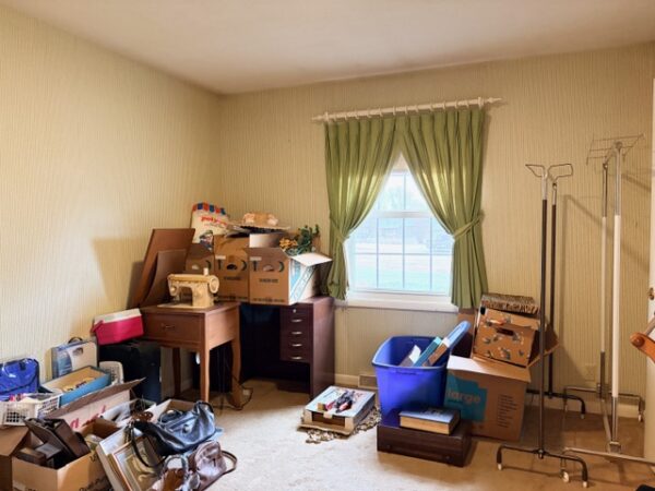 885 Chickasaw Dr., Madisonville, KY 42431