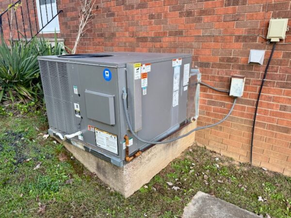 885 Chickasaw Dr., Madisonville, KY 42431