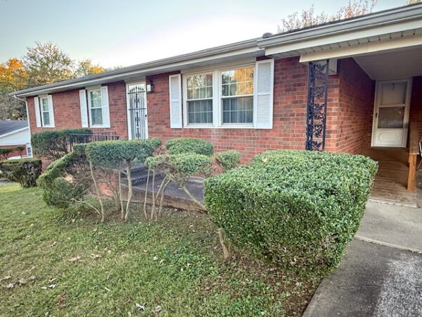 885 Chickasaw Dr., Madisonville, KY 42431