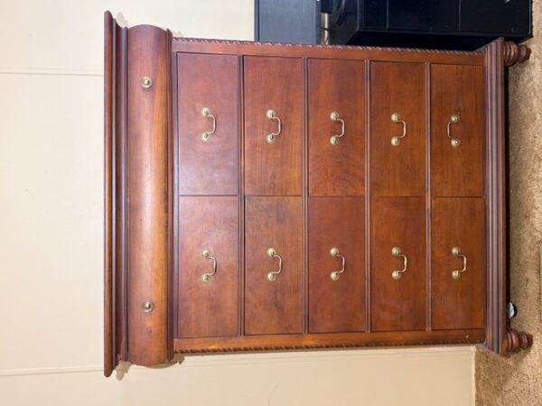 FURNISHINGS - CHRISTMAS DECOR - HOUSEHOLD ITEMS