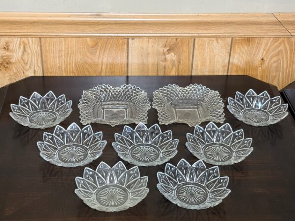 FURNISHINGS - CHRISTMAS DECOR - HOUSEHOLD ITEMS