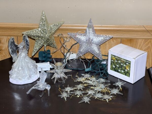 FURNISHINGS - CHRISTMAS DECOR - HOUSEHOLD ITEMS