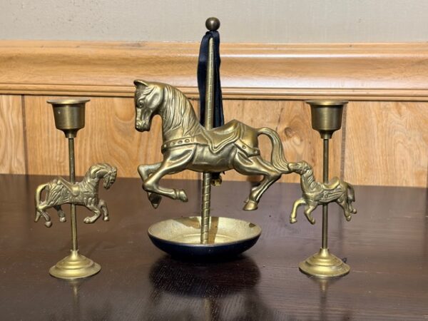 FURNISHINGS - CHRISTMAS DECOR - HOUSEHOLD ITEMS