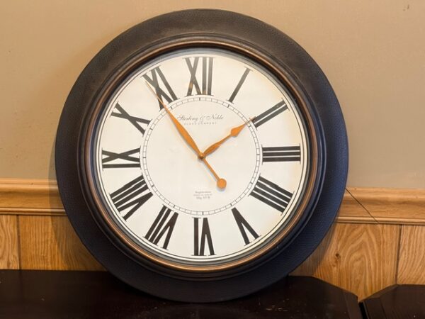 FURNISHINGS - CHRISTMAS DECOR - HOUSEHOLD ITEMS