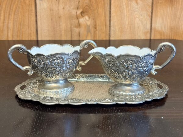 FURNISHINGS - CHRISTMAS DECOR - HOUSEHOLD ITEMS