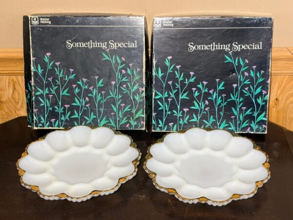 FURNISHINGS - CHRISTMAS DECOR - HOUSEHOLD ITEMS