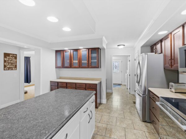 8135 Old US Hwy 60 E., Spottsville, KY 42458