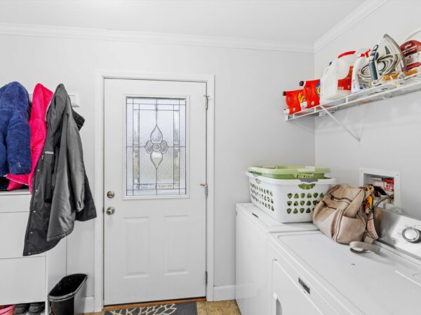 8135 Old US Hwy 60 E., Spottsville, KY 42458