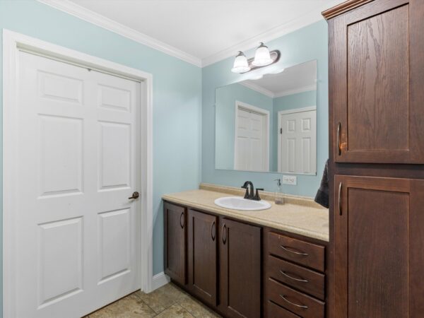 8135 Old US Hwy 60 E., Spottsville, KY 42458