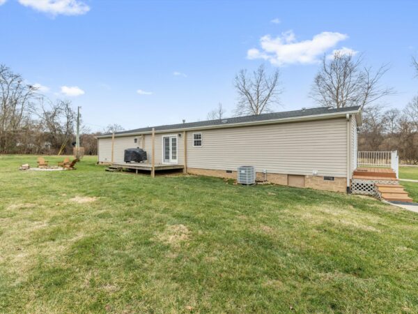 8135 Old US Hwy 60 E., Spottsville, KY 42458