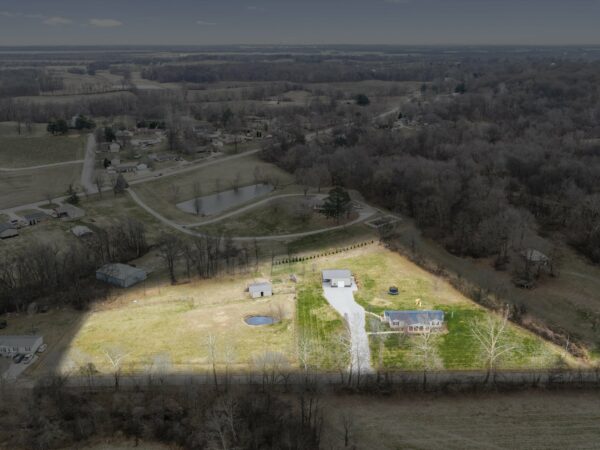 8135 Old US Hwy 60 E., Spottsville, KY 42458