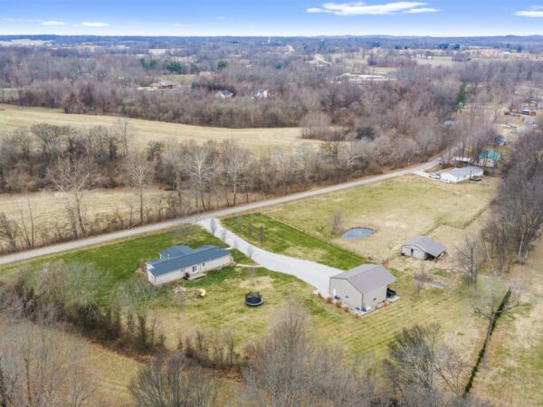 8135 Old US Hwy 60 E., Spottsville, KY 42458