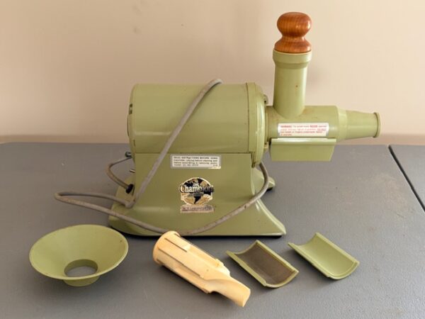 IMG_8247 ANTIQUES - FURNISHINGS - COLLECTIBLES