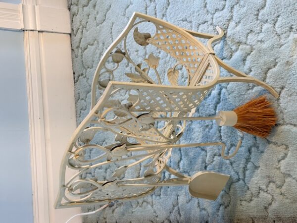 IMG_8735 ANTIQUES - FURNISHINGS - COLLECTIBLES