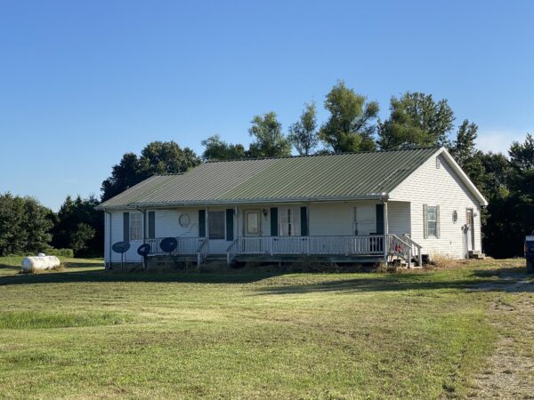 tract 3 house 170+/- ACRES-50 POULTRY HOUSES-5 HOMES-OFFERED IN 9 TRACTS