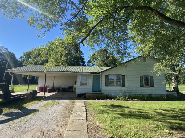 tract 6 house 170+/- ACRES-50 POULTRY HOUSES-5 HOMES-OFFERED IN 9 TRACTS