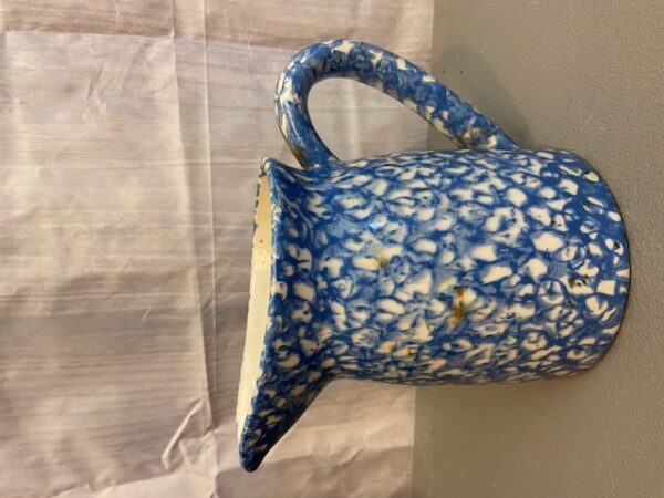 ANTIQUES - GLASSWARE - COLLECTIBLES