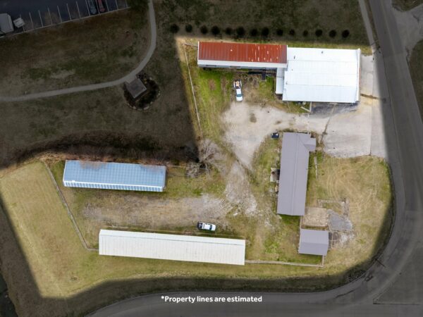 COMMERCIAL PROPERTY ON 1.3+/- ACRE LOT