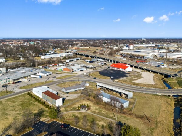 COMMERCIAL PROPERTY ON 1.3+/- ACRE LOT