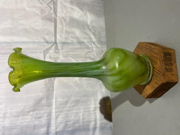 ANTIQUES - GLASSWARE - COLLECTIBLES