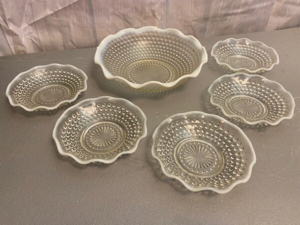 ANTIQUES - GLASSWARE - COLLECTIBLES