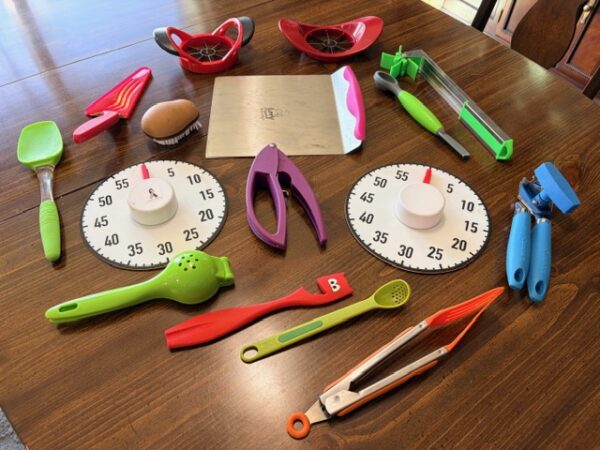 RV - TRUCK - SUV - FURNISHINGS - ANTIQUES