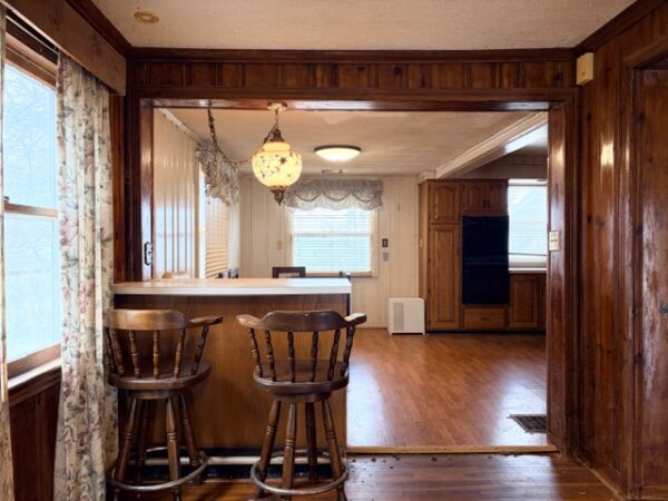 IMG_0687 SPACIOUS HOME ON CORNER LOT - BOONVILLE, IN