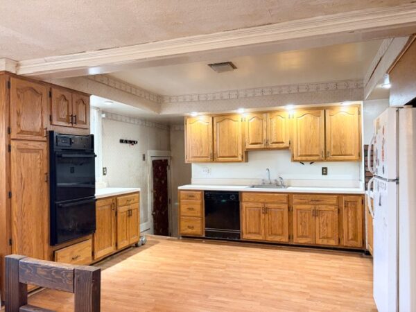 IMG_0688 SPACIOUS HOME ON CORNER LOT - BOONVILLE, IN