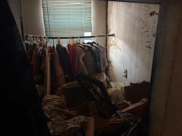 COTTAGE STYLE HOME ON 30'x150' LOT