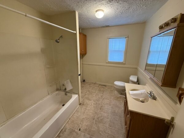 2 SINGLE FAMILY HOMES OR INVESTMENT PROPERTIES